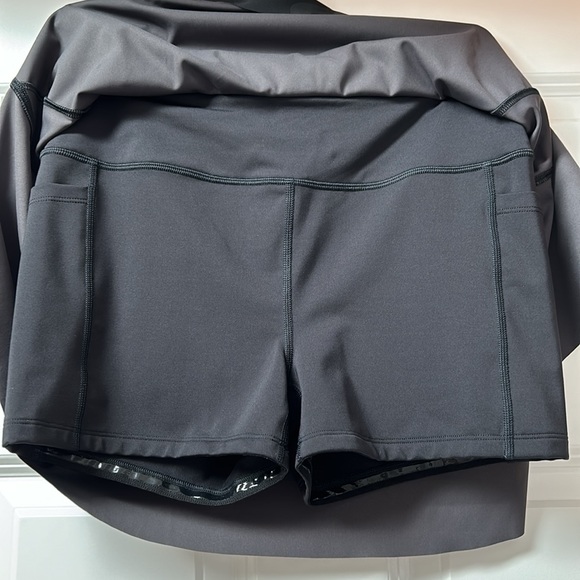 ATHLETA Match Point camo printed skirt size - Picture 4 of 7